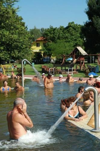 Апартаменты Tisza-parti Termálfürdő Apartman