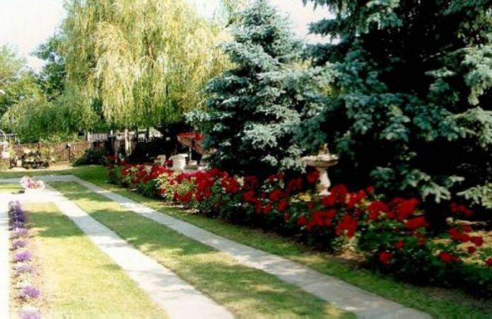 Апартаменты Karkusz Apartman