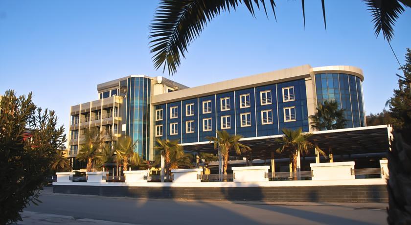Отель Hotel Vlora International
