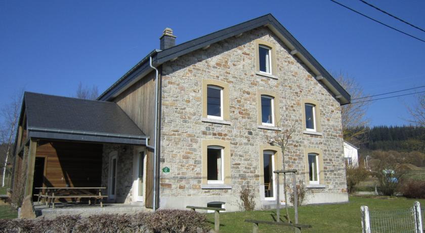 Апартаменты Holiday Home A La Lisiere De La Foret Petit Thier