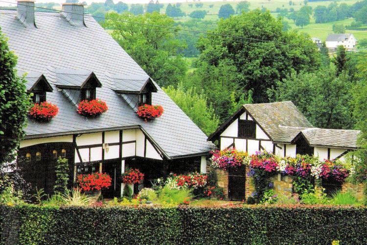 Отель Holiday Home La Fleur Des Bois Ligneuville Malmedy