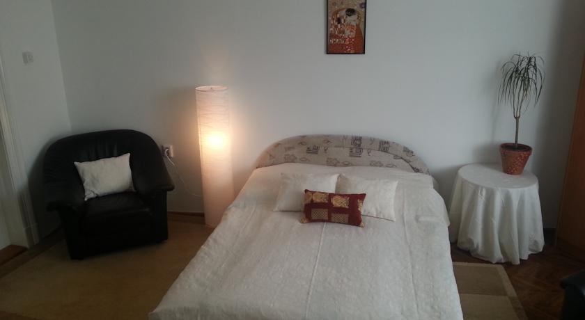 Апартаменты Bérpalota Apartman