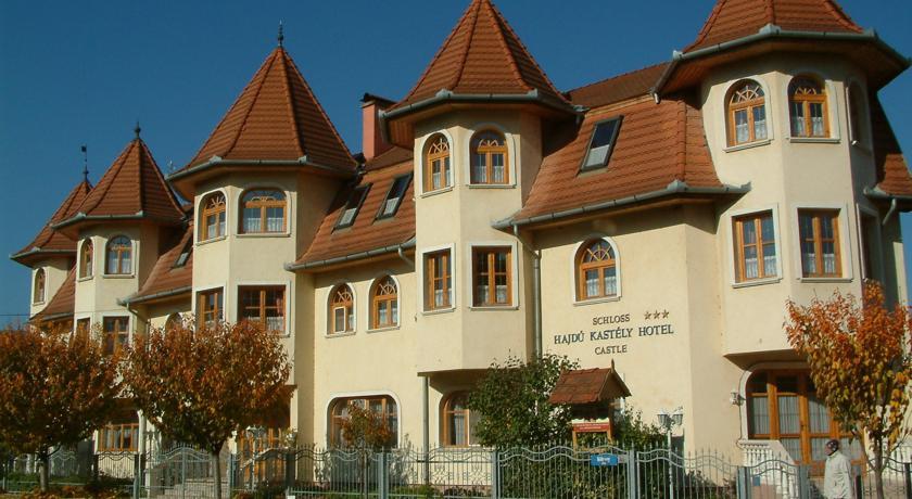 Hajdú Kastély Hotel