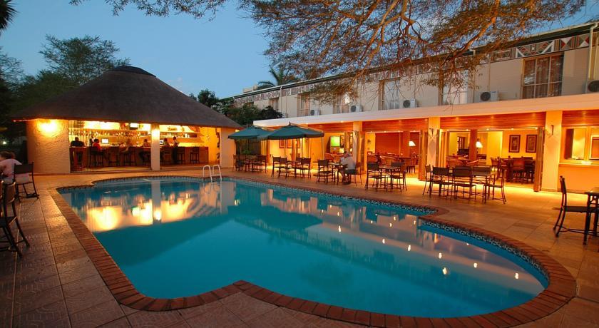 Отель Protea Hotel Hluhluwe & Safaris