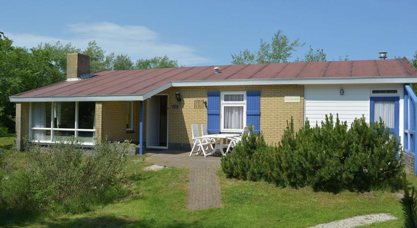 Апартаменты Holiday Home Fostaland Ballum Ameland