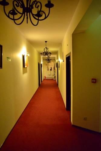 Отель Hotel Staropolska