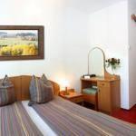 Отель Hotel Laguna