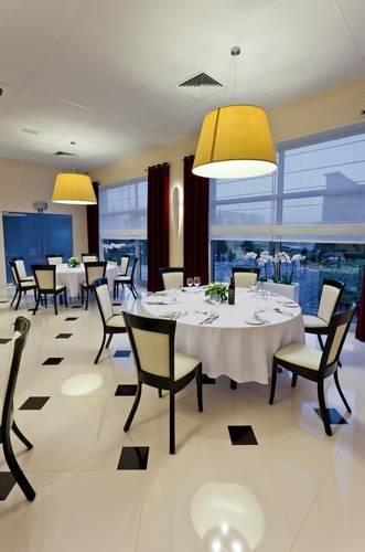 Отель Restauracja 32 Motel