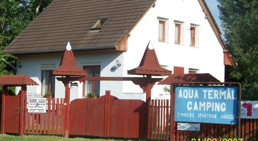 Апартаменты Aqua Termál Camping, Vendégházak