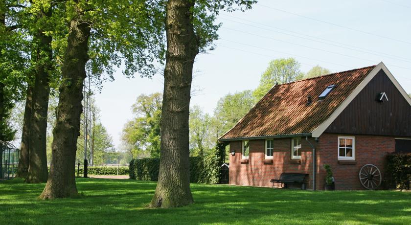 Апартаменты Holiday Home T Leuske Ambt Delden