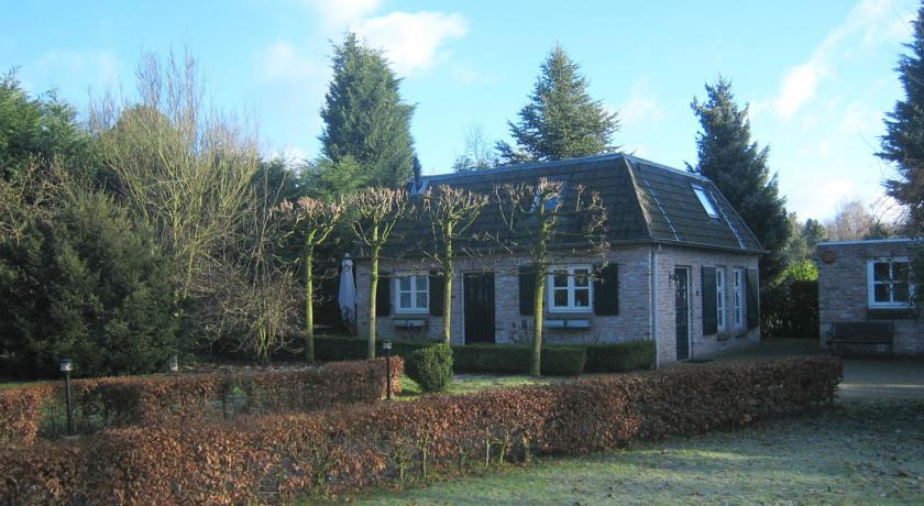 Апартаменты Holiday Home Broeksteeg Haaren