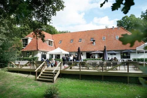 Отель Holiday Home Nieuw Allardsoog Bever Bakkeveen