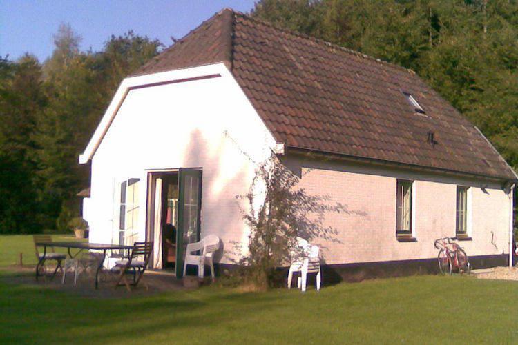 Апартаменты Holiday Home De Lariks Baarn