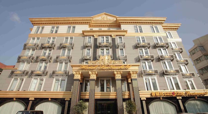 La Garfield Hotel