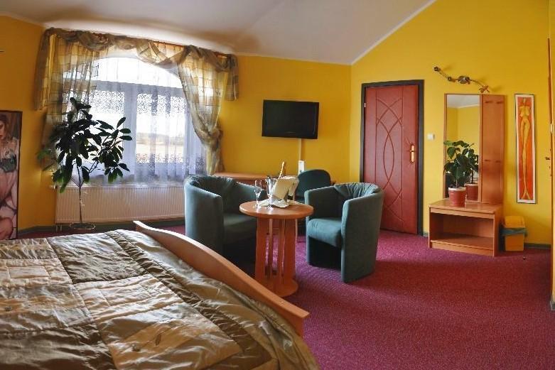 Отель Hotel Orlik