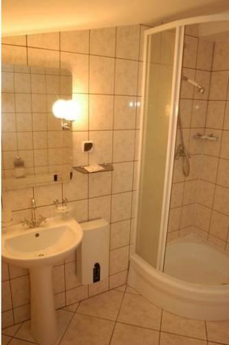 Отель Hotel Restauracja Varia