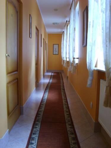 Отель Hotel Ostoja