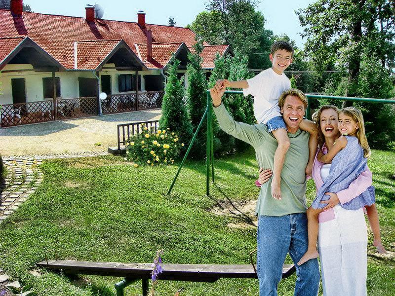 Апартаменты Family Apartments