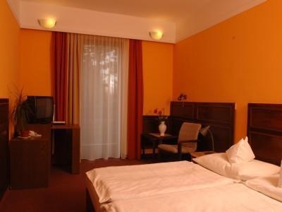 Отель Walden Hotel