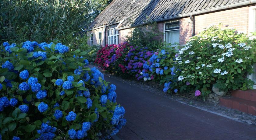 Отель Holiday Home Onder De Eiken Diever