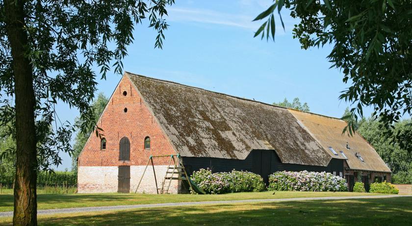 Отель Holiday Home De Biezenpolder Eede