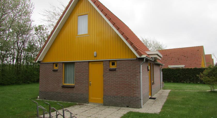 Отель Prins Hendrik Bungalowpark