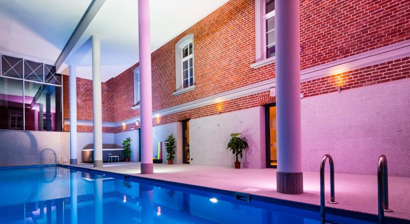 Отель Hotel Hugo