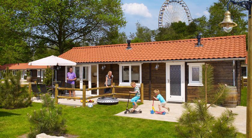 Отель Vakantiepark Slagharen