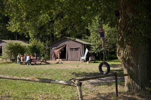 Отель BoerenBed Landgoed Volenbeek