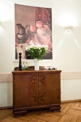 Отель Hotel Adria