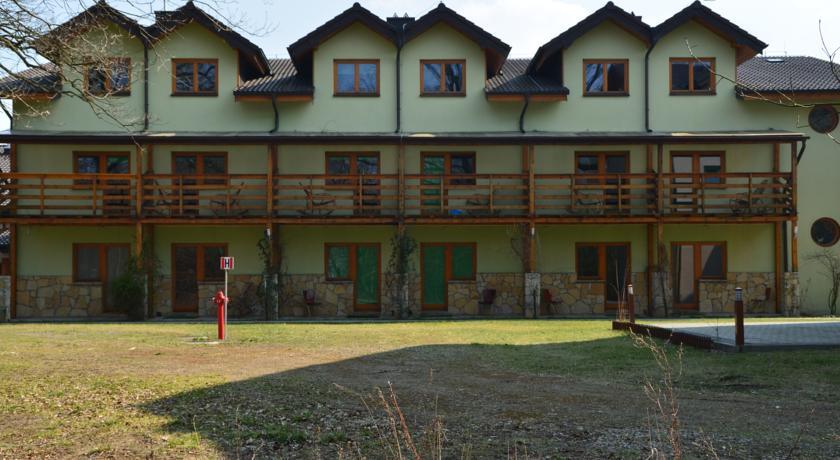 Отель Hotel Tenis