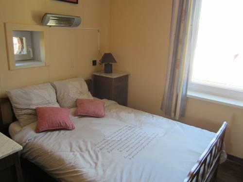 Отель B&B De Muur