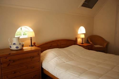 Отель Holiday Home Het Drostenerve Olst