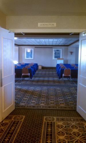 Отель Bedford Plaza Hotel