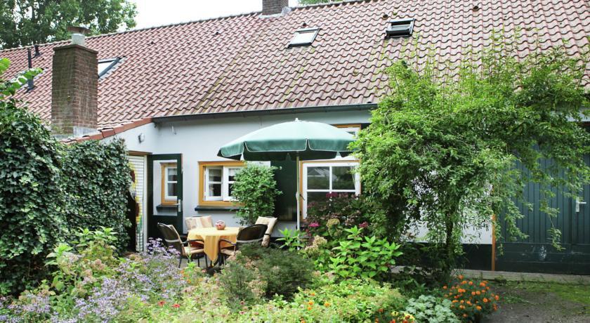 Отель Holiday Home Den Huvender Gemert