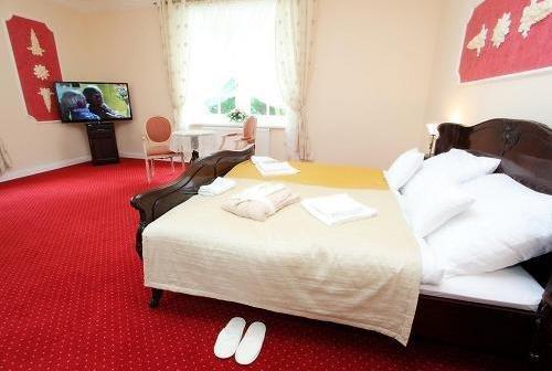 Отель Hotel Dwór Sójki