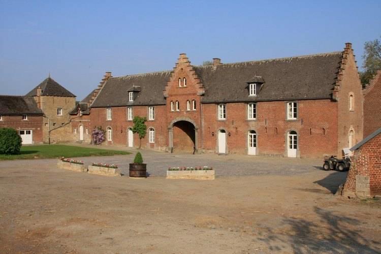 Апартаменты Holiday Home La Ferme Beuzet