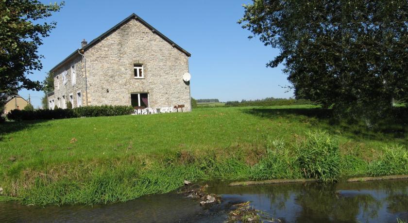 Отель Holiday Home La Menuiserie Bertrix