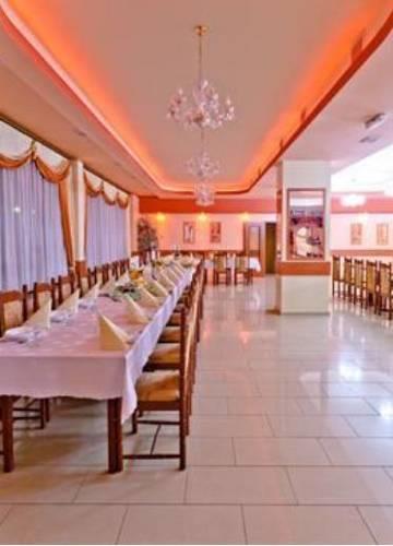 Отель Hotel Krapkowice