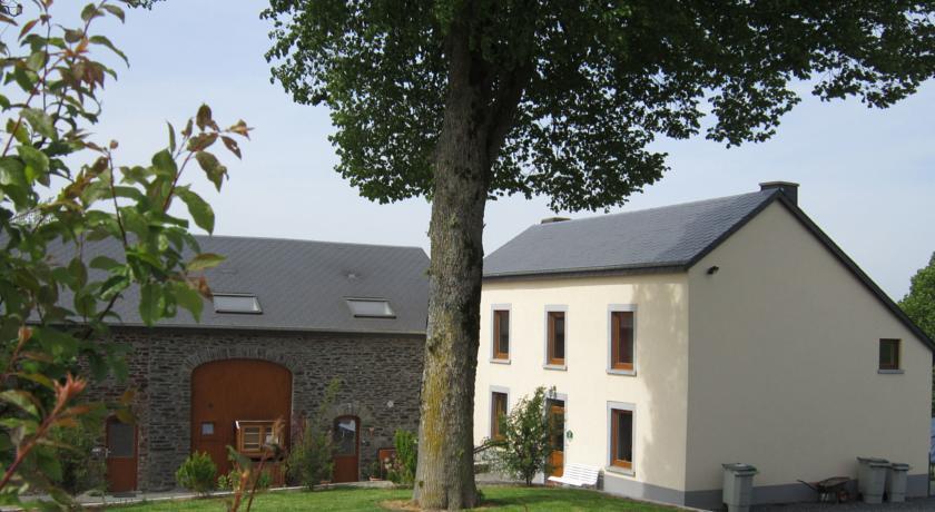 Отель Holiday Home La Fermette Jaune Sainte Ode