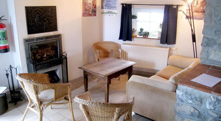 Отель Holiday Home Le Tilleul Daussois