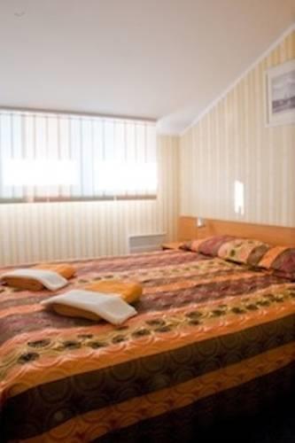 Отель Hotel Wironia