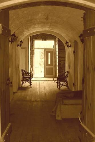 Отель Guesthouse Kadrina Mõis