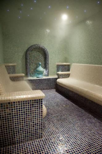 Отель Hotel Ramada Plaza