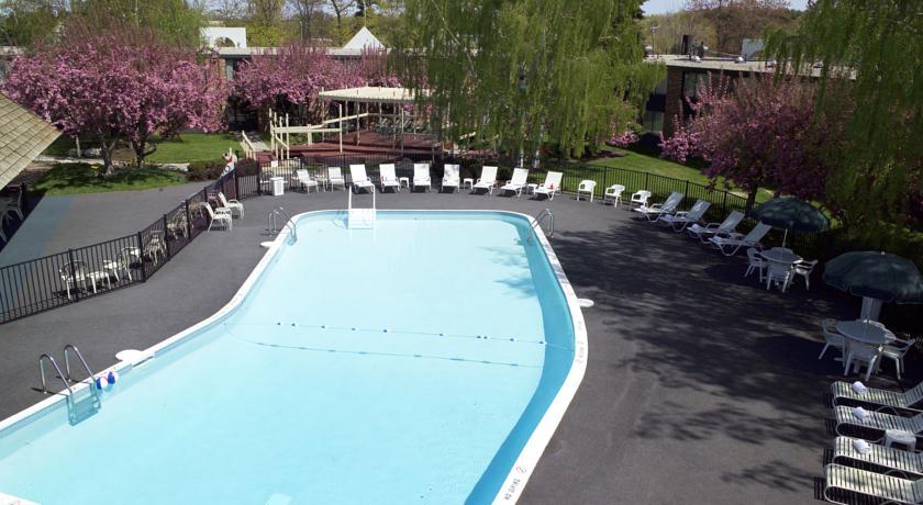 Отель Fireside Inn & Suites Portland