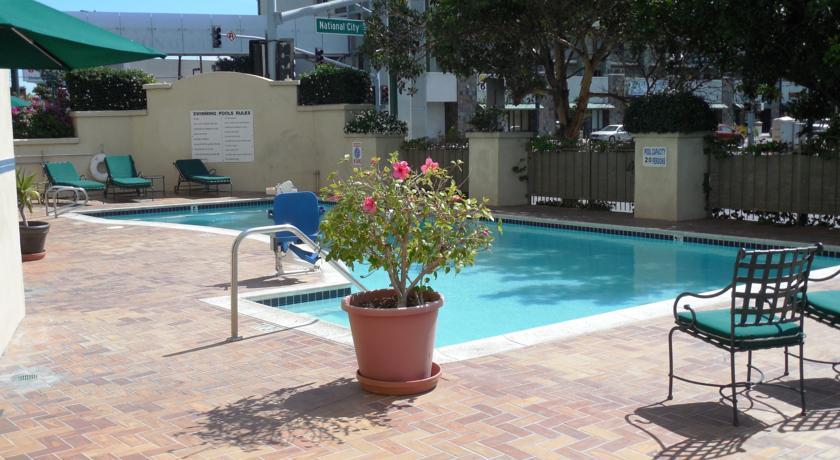 Отель Clarion Hotel National City San Diego South