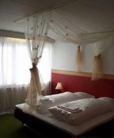 Отель Hotel Hvide Kro