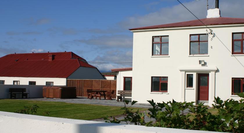 Гостевой дом Gunnarshólmi Guesthouse
