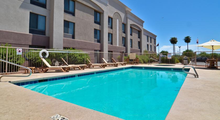 Отель Comfort Inn Phoenix West