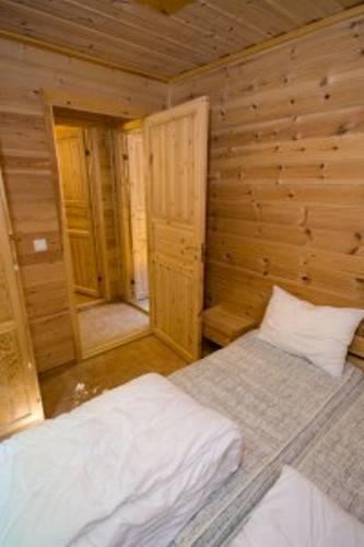 Отель Kyrping Camping